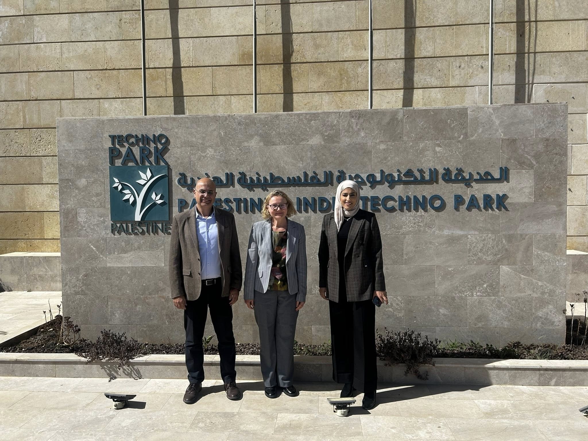 Souq Al-Hirafiyyeen (Craftsmen Market)