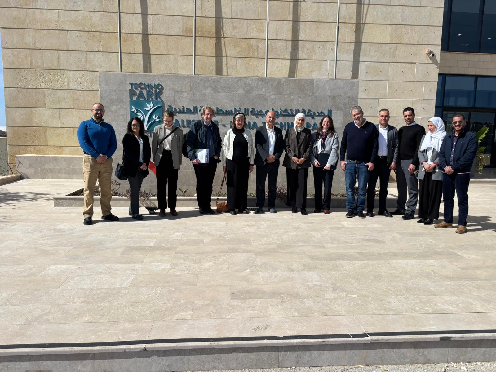 Souq Al-Hirafiyyeen (Craftsmen Market)