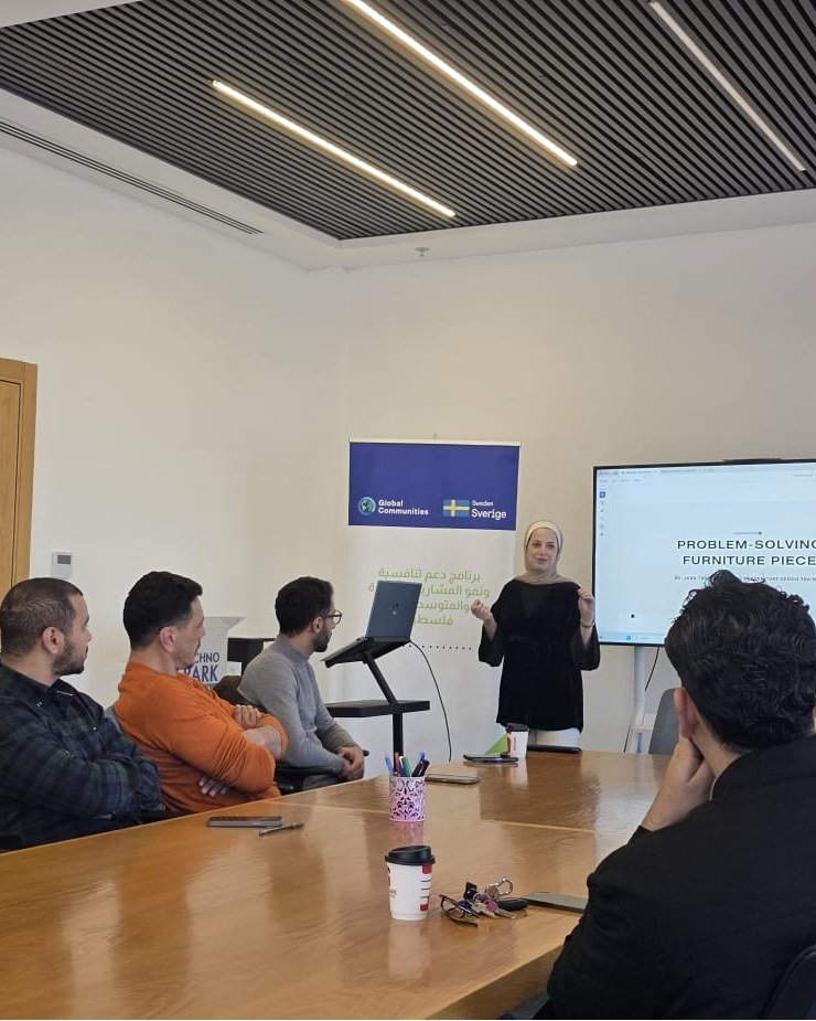 Souq Al-Hirafiyyeen (Craftsmen Market)